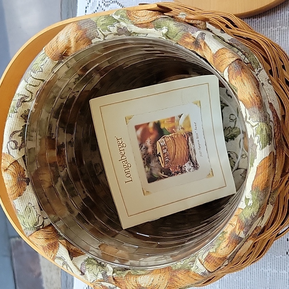 Longaberger 2001 Pumpkin Patch Basket - Picture 4 of 15